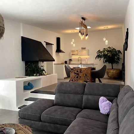 펜션 Cosy Finca, Sea Views, Jacuzzi