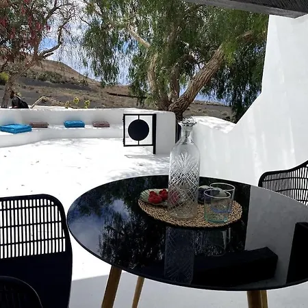 Cosy Finca, Sea Views, Jacuzzi La Asomada (Lanzarote)