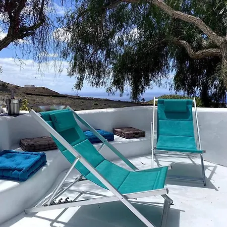 Cosy Finca, Sea Views, Jacuzzi 펜션 La Asomada (Lanzarote)