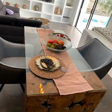 펜션 Cosy Finca, Sea Views, Jacuzzi